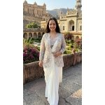 Bollywood Glam Ready-to-Wear Drape Saree with Embroidered Jacket & Belt - Image 5